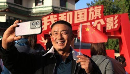 国庆嗨翻，共接待游客1614.2万人次，“新郑州”年轻力MAX