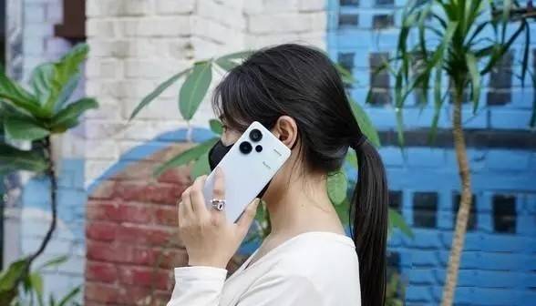 1533元，入手红米Note13Pro+，拥有IP68防水手机