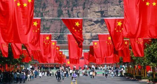 国庆嗨翻，共接待游客1614.2万人次，“新郑州”年轻力MAX