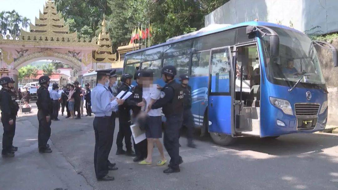 佩通坦保住官位，曼谷48小时内2次变天，中方出席，反诈大会召开