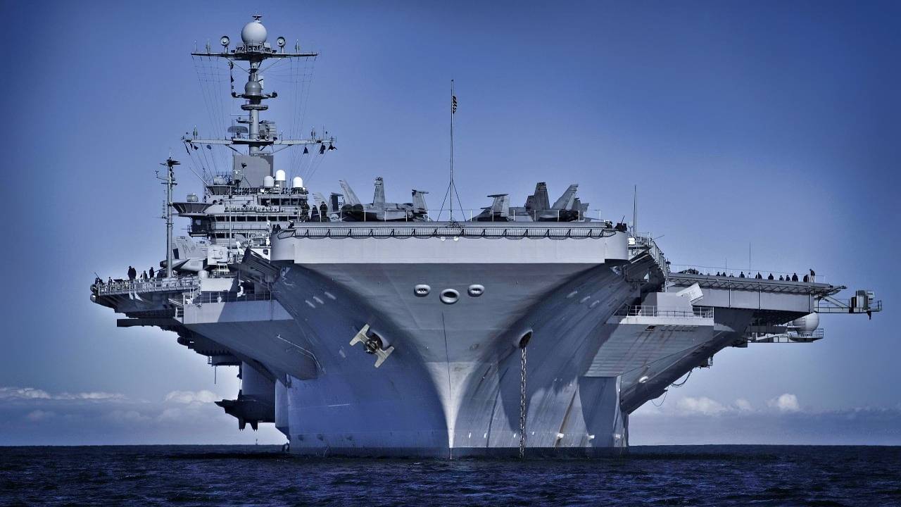 福建舰最后一次海试,美媒:航母已无优势,想战胜中国需淘汰航母