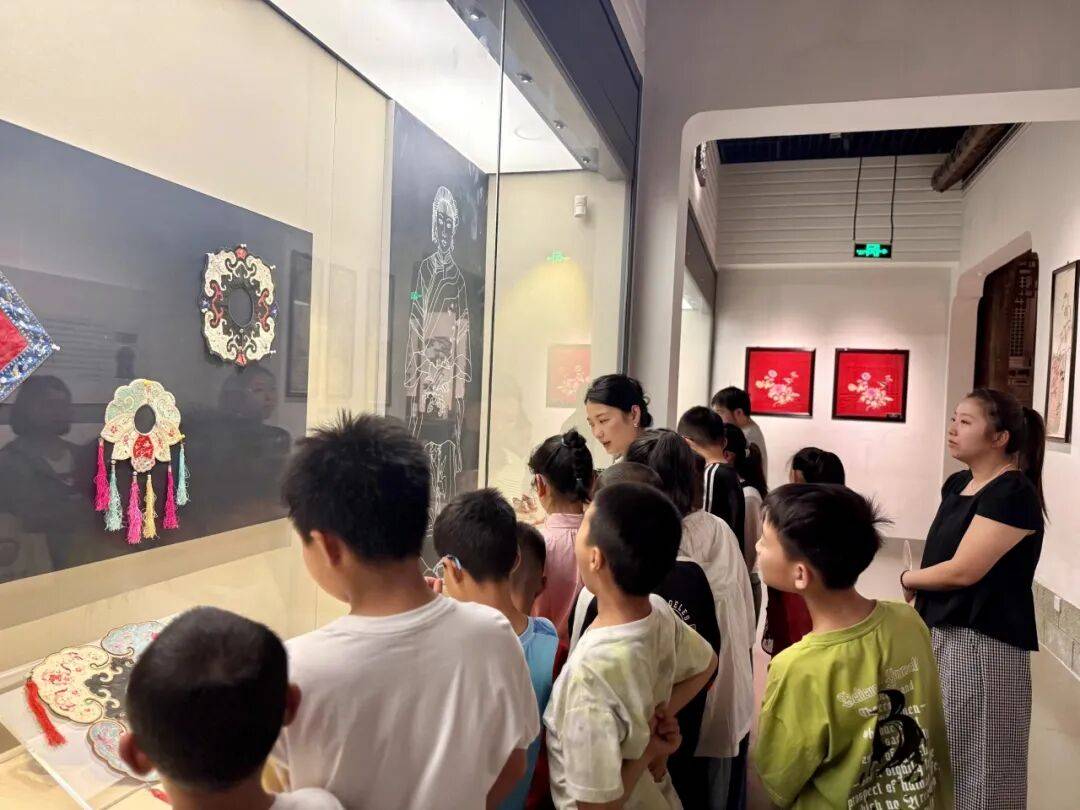 “教育合伙人”激活文博创新活力