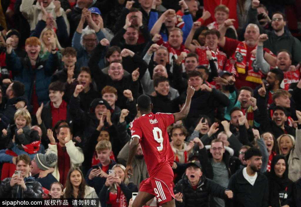 幸福烦恼!红军锋线双王均破门 斯洛特怒批埃基蒂克抽风