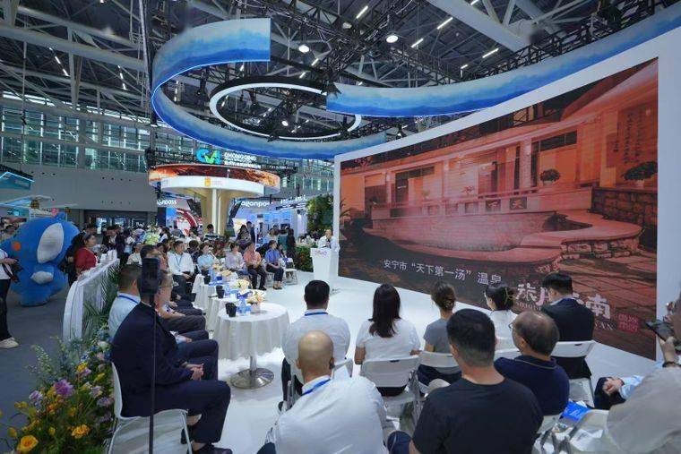 “旅居云南 航旅相伴”广州推介会举办 共启云南航旅融合新篇章