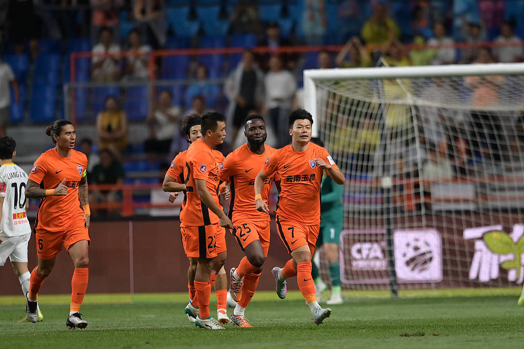 足协杯-奥斯卡两射一传唐淼两助攻云南玉昆3-0广州豹进四强