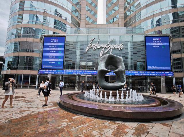 香港股票印花税（收）再超土地收入