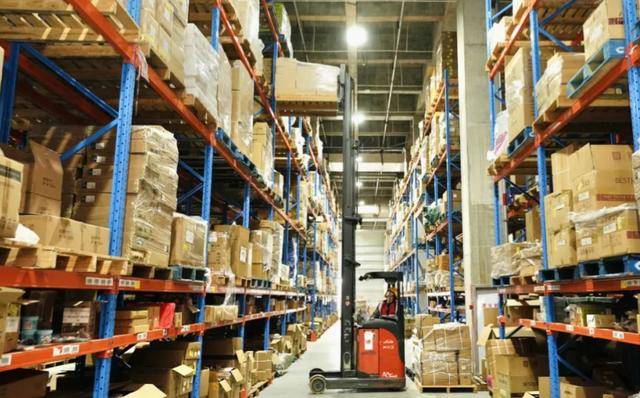 携程刚被约谈，京东挥出致命一拳：3年0佣金，酒店老板连夜跑路