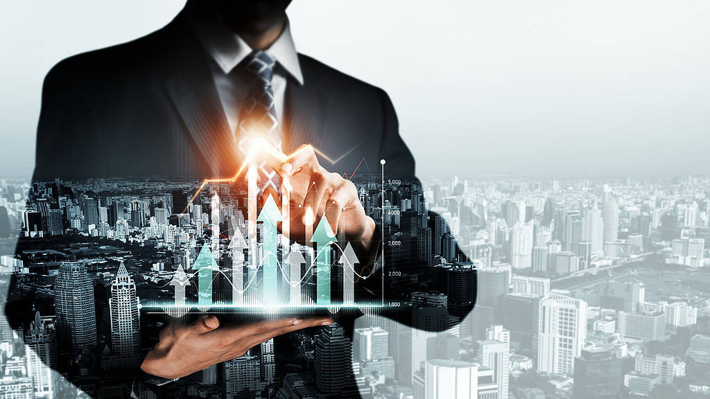 广发证券前三季度营收净利双增，手续费及佣金净收入大增38%