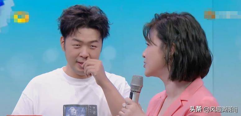 赵丽颖李冰冰同台，杜华独赞赵丽颖，李冰冰高情商应对！