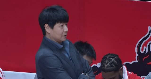 央视直播今晚1935，辽鲁强强对话，高诗岩挑战旧主赵继伟