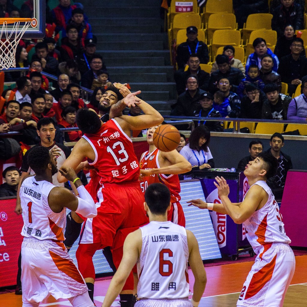 广州证券电话(广州证券 电话)