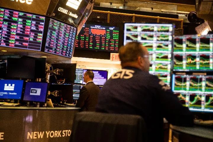 美国第一证券(美国第一证券客服热线)